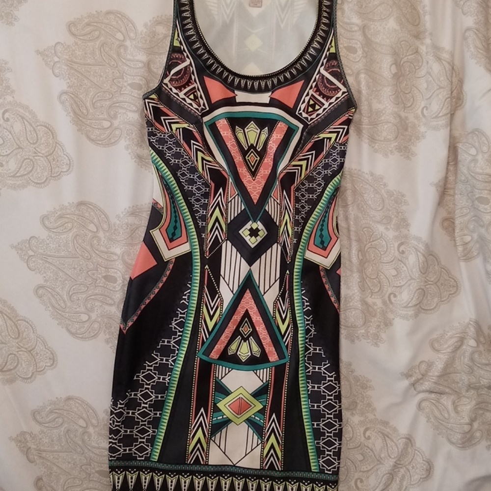 Geometric Print Sleeveless Dress